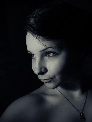 RoseLila 28 Jahre, aus Kella