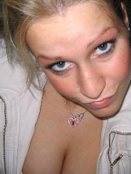 brunetteMareike 26 Jahre, aus Bomlitz