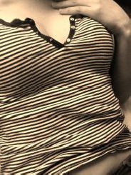 Heisse-Julie 28 Jahre, aus Hamburg