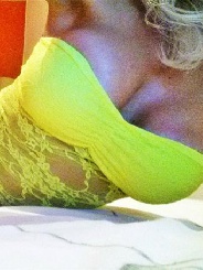 SweetBina 26 Jahre, aus Berlin