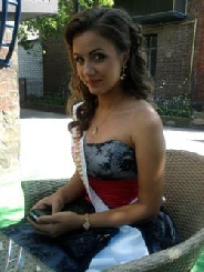 Lilliana51469 23 Jahre, aus Bergisch Gladbach