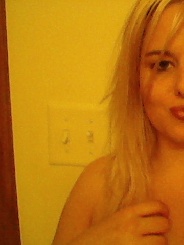 Demet 28 Jahre, aus Wien