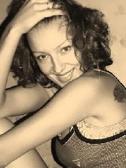 buesra 22 Jahre, aus Oberhaching
