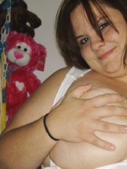 Inaciona 23 Jahre, aus Essen