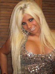 Julianneblond 22 Jahre, aus Berlin