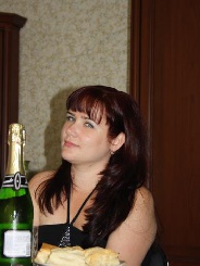 Temeli 29 Jahre, aus Brühl