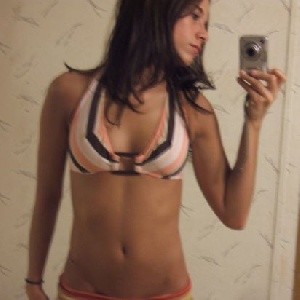 Bexuny 27 Jahre, aus Trautskirchen