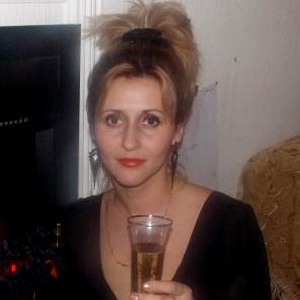OffenKarina 42 Jahre, aus Hamburg Hoheluft-Ost