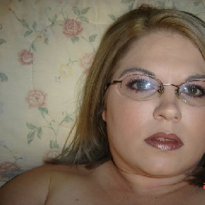 iXandra 29 Jahre, aus Roid