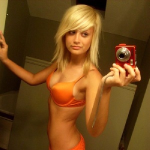 Laurinda70499 30 Jahre, aus Stuttgart
