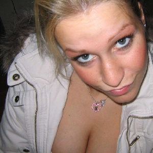 brunetteMareike 28 Jahre, aus Bomlitz
