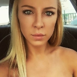 hotchick6325 19 Jahre, aus Berlin