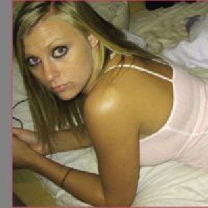 Jabukeva 21 Jahre, aus Bad Vilbel