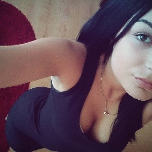 VeltaVikky 23 Jahre, aus Meerbusch