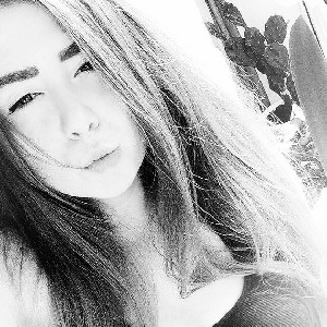 Caroleene 21 Jahre, aus Hannover
