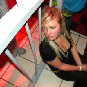 LoriTaTiny 29 Jahre, aus Sindelfingen