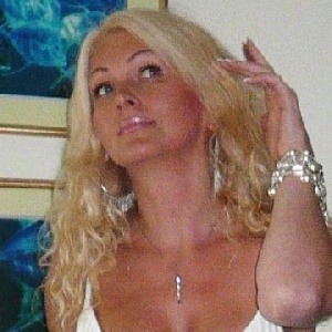 Tessie30 32 Jahre, aus Berlin