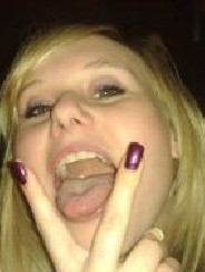 Arglinde 27 Jahre, aus Uors
