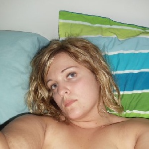 Elnorka 28 Jahre, aus Aachen