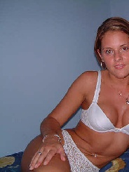 Marthe5054 28 Jahre, aus Kirchleerau