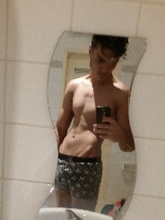 Pekii663 18 Jahre, aus Wien