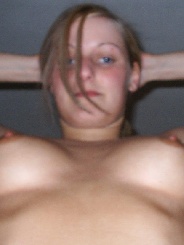 Alina3140 32 Jahre, aus Mauterheim