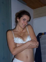 Mariea5054 28 Jahre, aus Moosleerau