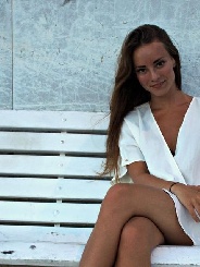 Ana.Belle 24 Jahre, aus Mainz
