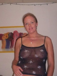 j_u_t_t_a 27 Jahre, aus Fels