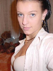 Kira0103 30 Jahre, aus Glattfelden