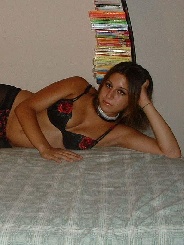 Taralia 36 Jahre, aus Neuenkirch