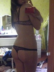 Shasie 32 Jahre, aus Amden