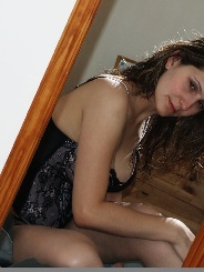 Adelina906090 30 Jahre, aus Zechin