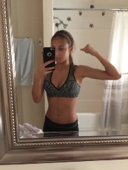 Eve.D 18 Jahre, aus Zollikon