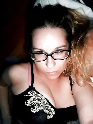Meilina 18 Jahre, aus Nürnberg