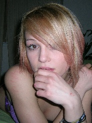 Marina301086 32 Jahre, aus Hohenfeld