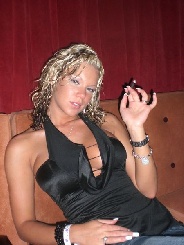 Tina0412 31 Jahre, aus Schildlehen