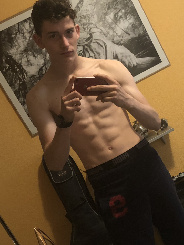Janfichl199993 18 Jahre, aus Zürich